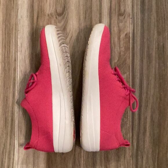 Fit Flop Sneakers Size 7 in Hot Pink Gently Worn - Picture 2 of 5
